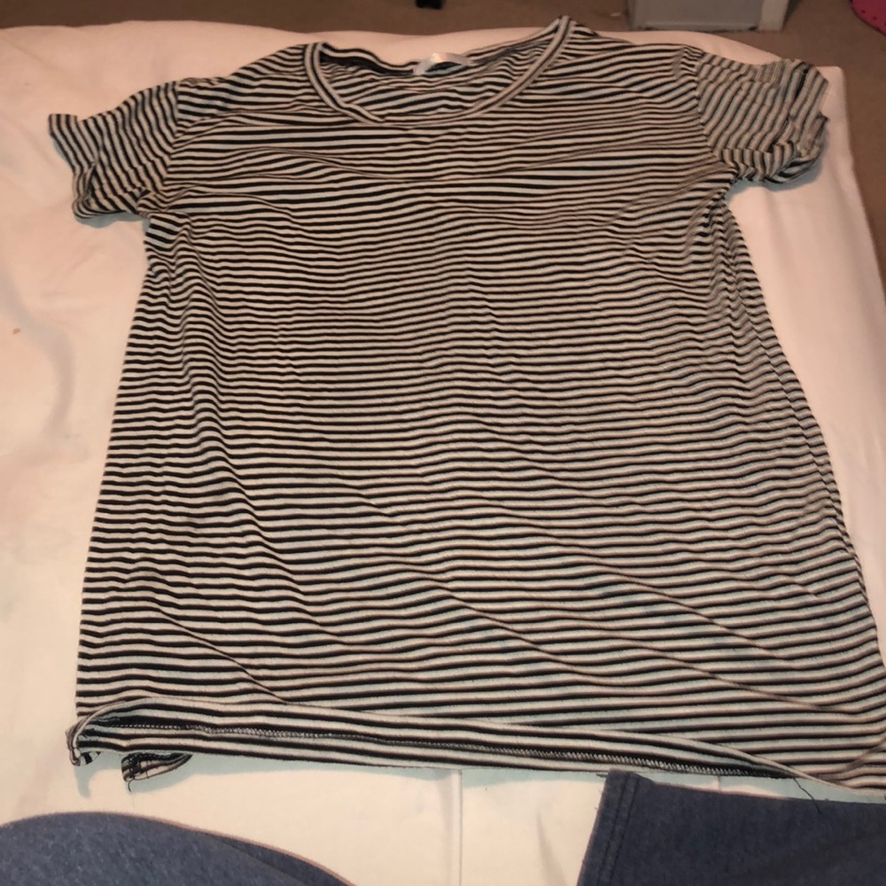 Black and white striped T-shirt
